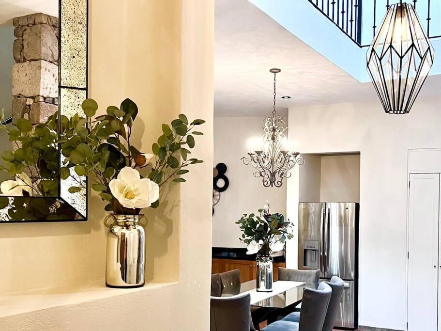 Elegant 3Br Home With Rooftop & Grill In Centro San Miguel ซานมิเกล เด อาเญนเด ภายนอก รูปภาพ